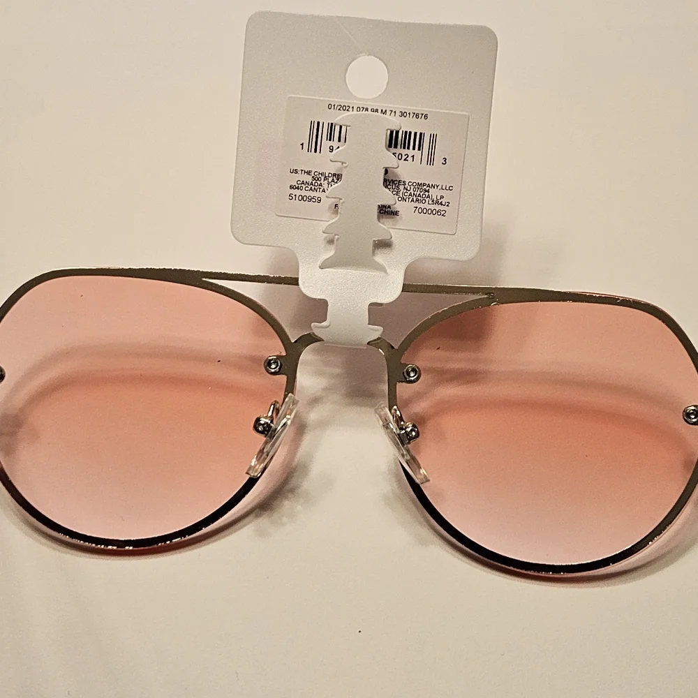 💣♡The Children's Place aviator sunglasses